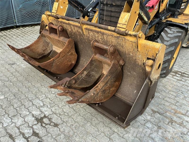 CAT 432F2 Kotrórakodók