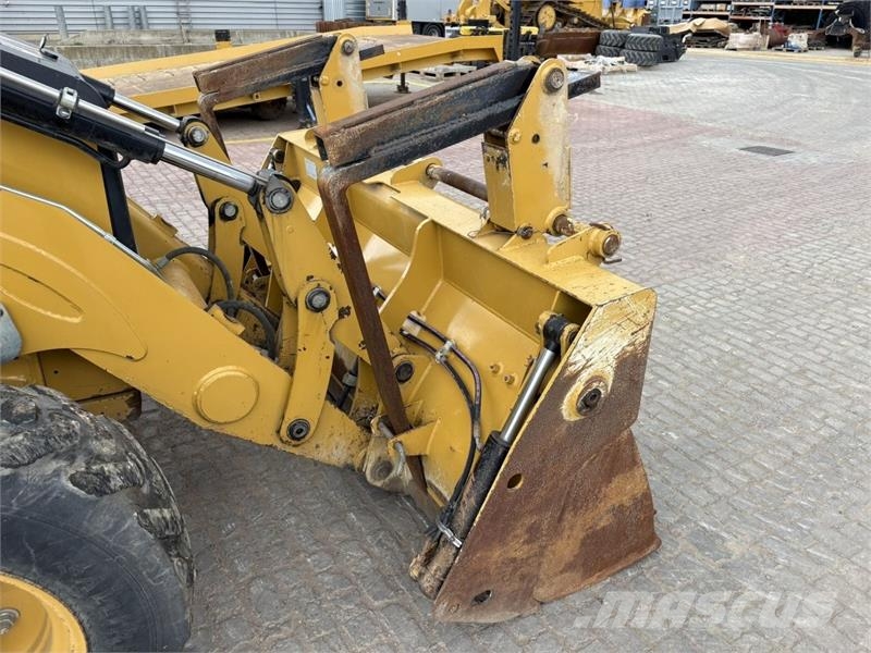 CAT 432F2 Rýpadlo-nakladače