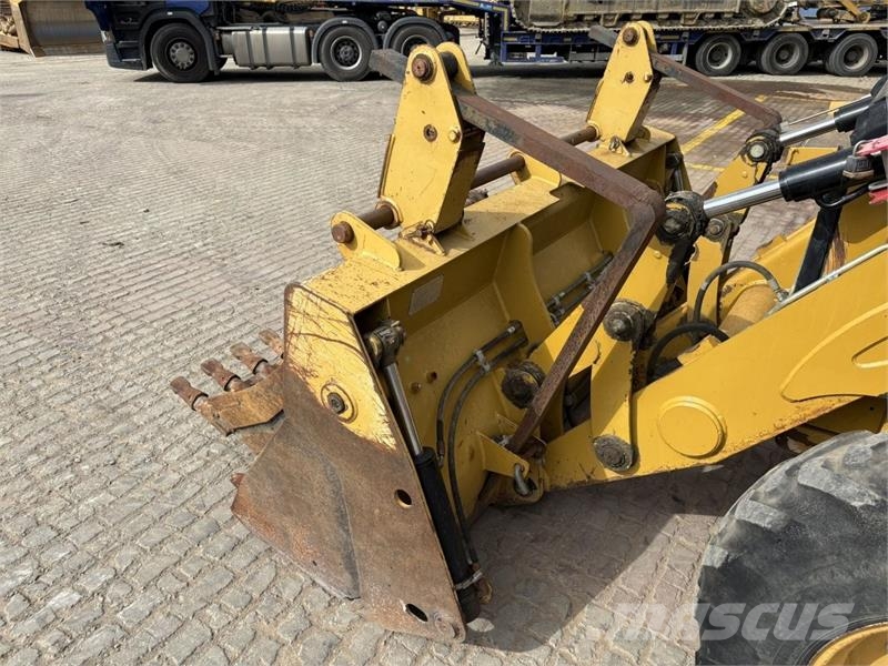 CAT 432F2 Rovokopači