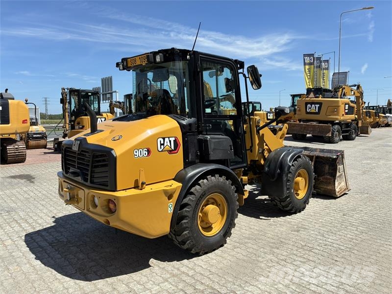 CAT 906 Mini utovarivači