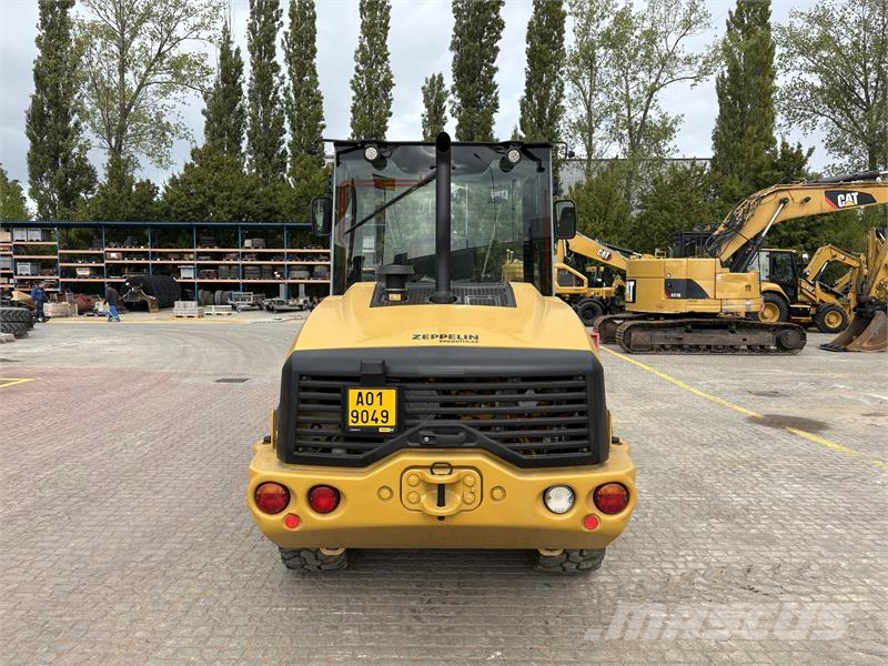 CAT 906M Cargadoras sobre ruedas