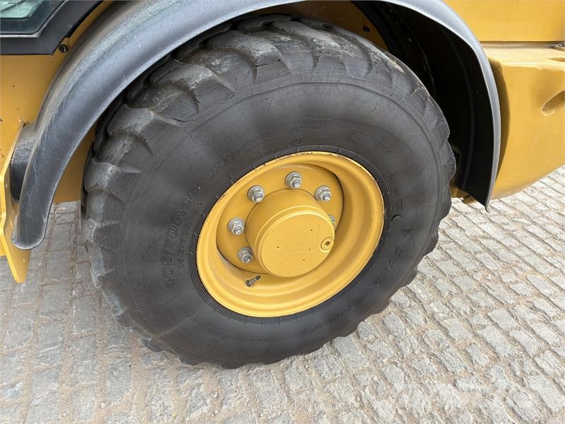 CAT 906M Cargadoras sobre ruedas