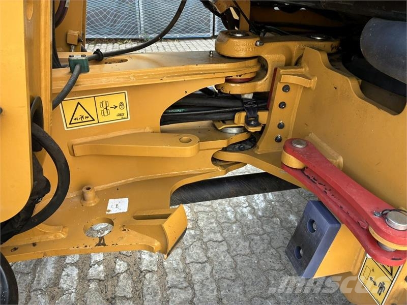 CAT 908M Palas cargadoras