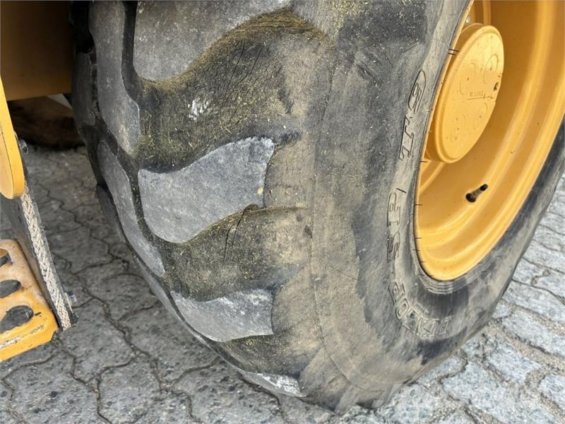 CAT 908M Palas cargadoras