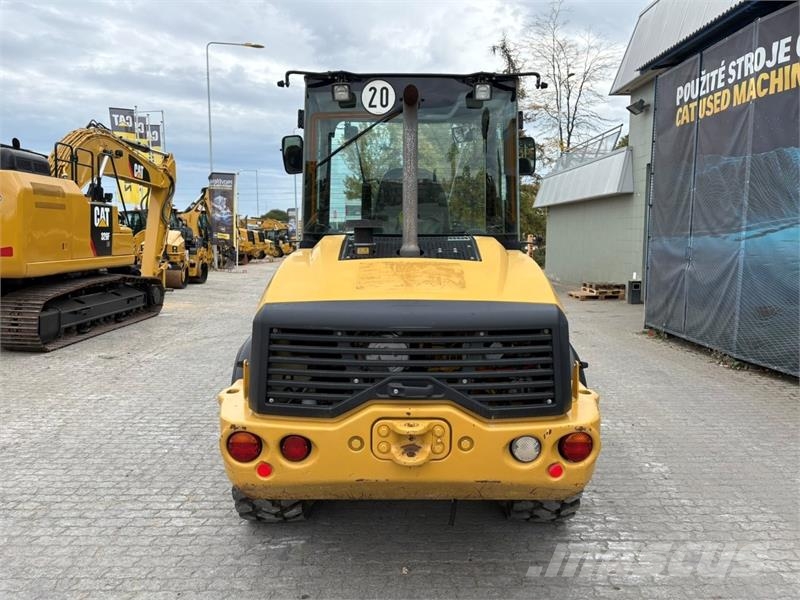 CAT 908M Minilader