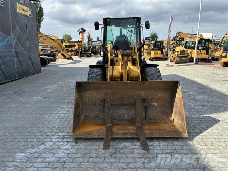 CAT 908M Palas cargadoras
