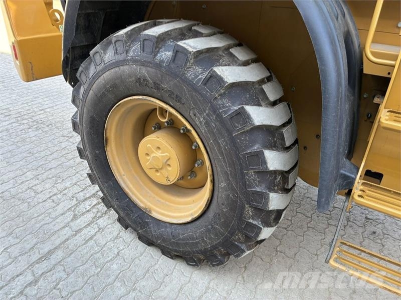 CAT 918M Mini utovarivači