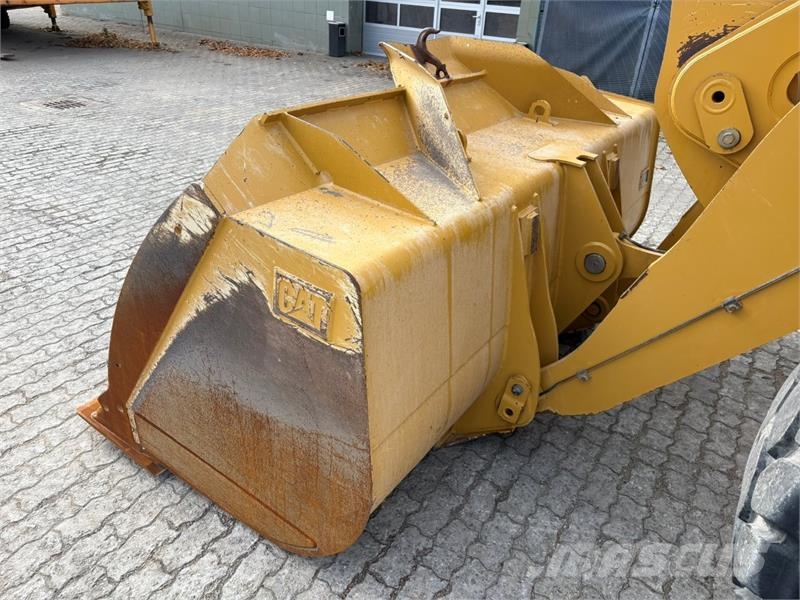 CAT 950 GC Kolové nakladače