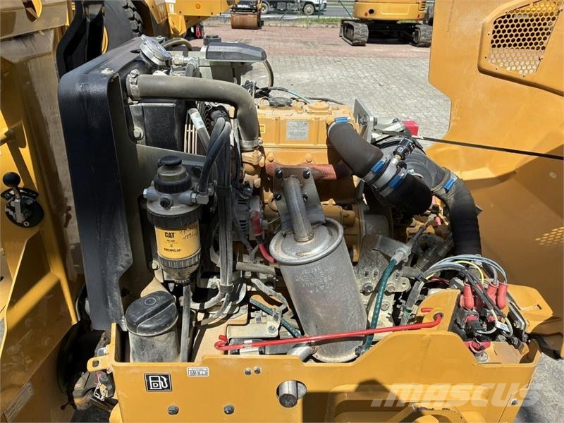CAT CB1.7 Rouleaux tandem