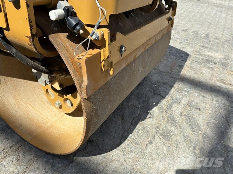 CAT CB1.7 Rouleaux tandem