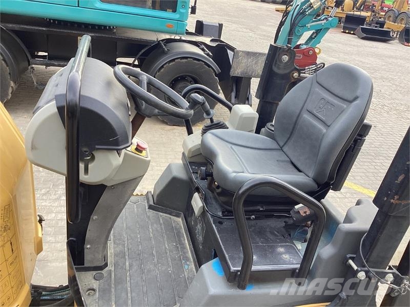 CAT CB2.7 Twin drum rollers