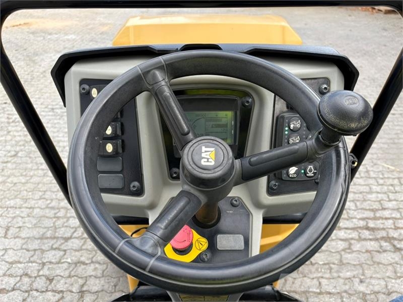 CAT CB34B Tandemové valce