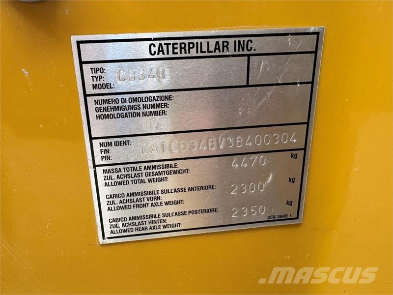 CAT CB34B Tandemové valce