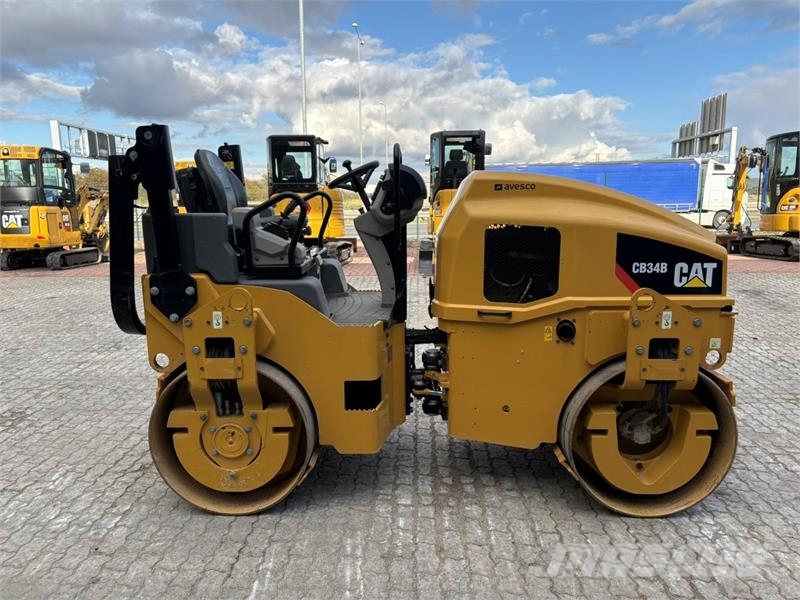 CAT CB34B Tandemové valce