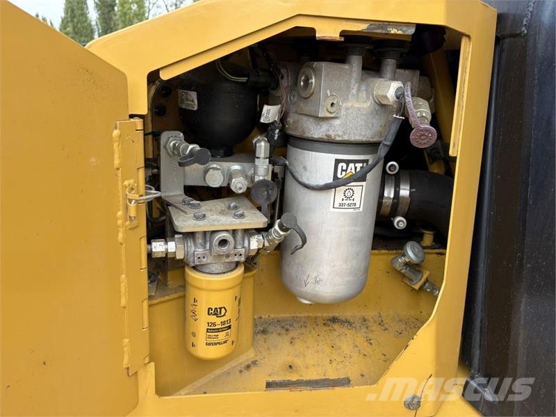 CAT D6T XL Dozere Beltegående