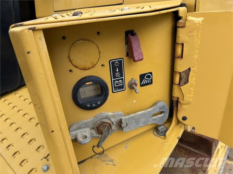 CAT D6T XL Dozere Beltegående