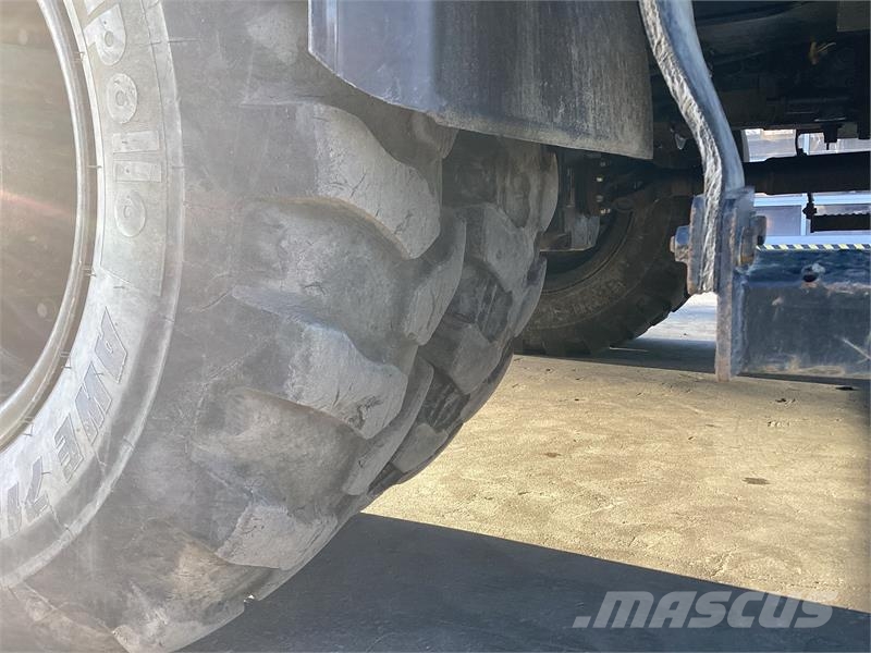 CAT M314 Bageri točkaši