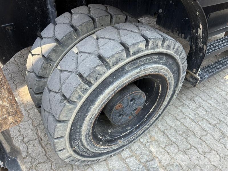 CAT M315F Bageri točkaši