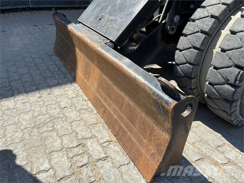 CAT M315F Bageri točkaši