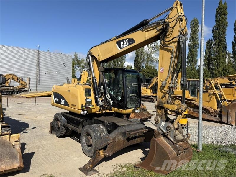 CAT M316D حفارات بعجل