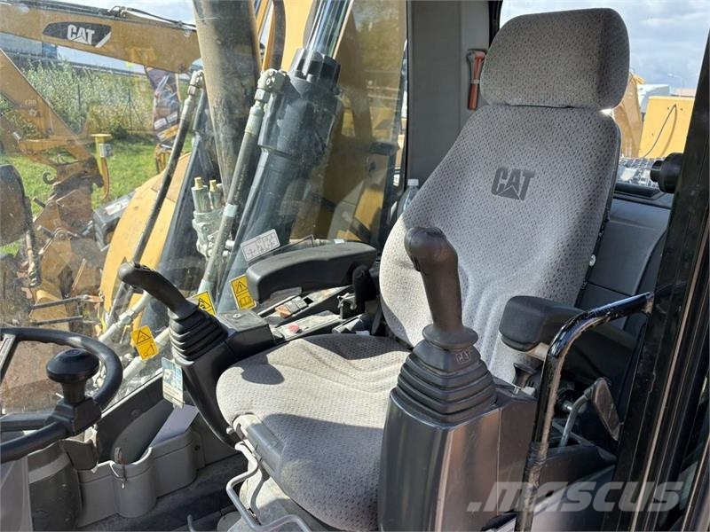 CAT M316D Колёсные экскаваторы