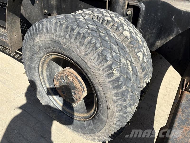 CAT M316D حفارات بعجل