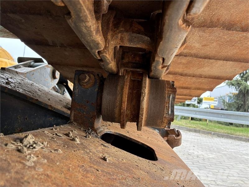 Kobelco SK140SRLC-5 Escavadeiras de esteiras