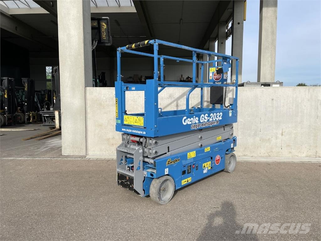 Genie GS-2032 Žirkliniai keltuvai