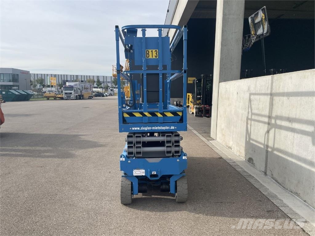 Genie GS-2032 Žirkliniai keltuvai