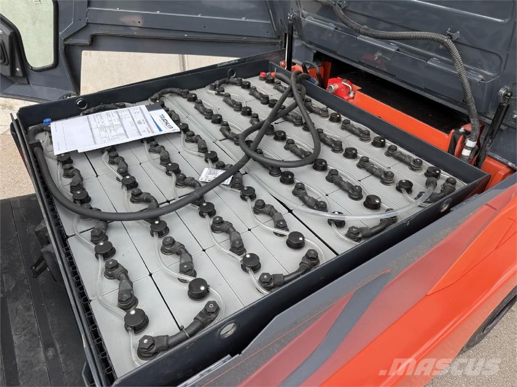 Toyota 8FBMT50 Elektromos targoncák