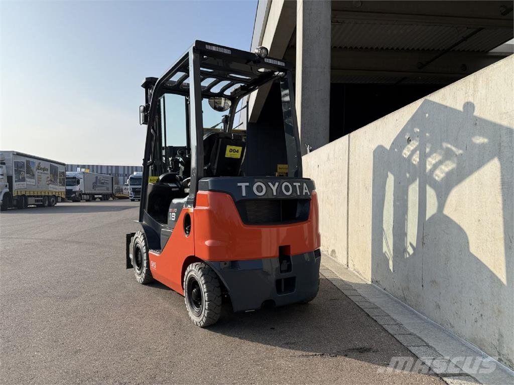 Toyota 8FDF18 Diesel forklifts
