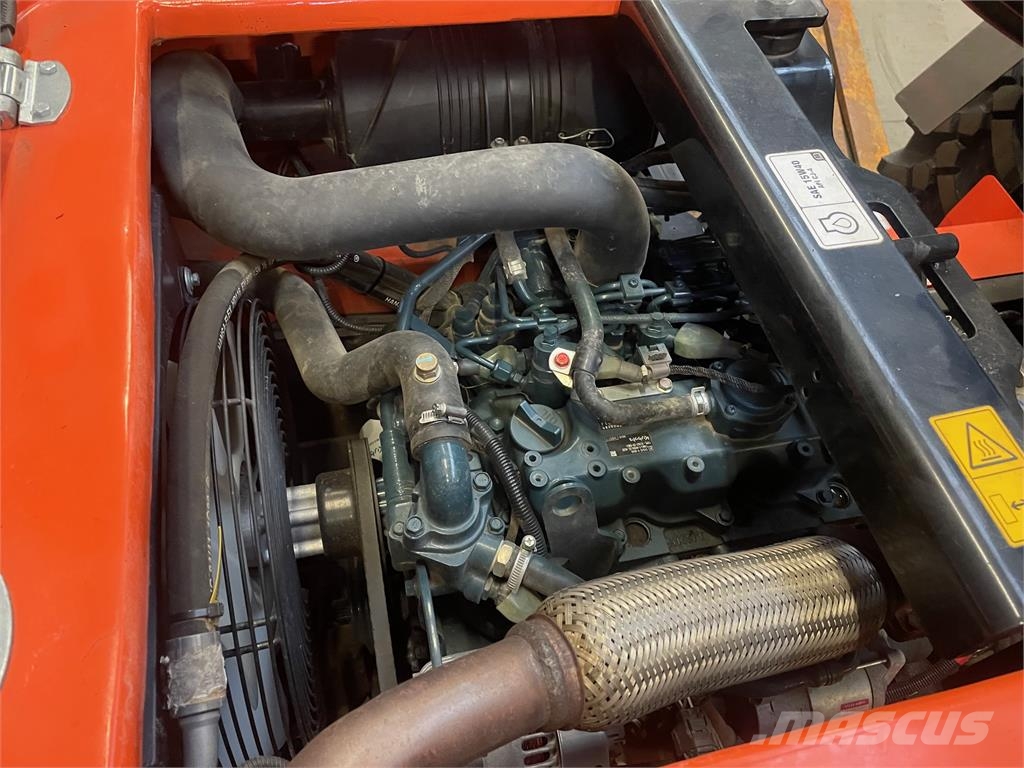 Ausa C351HX4 Φορτηγά ανώμαλου εδάφους