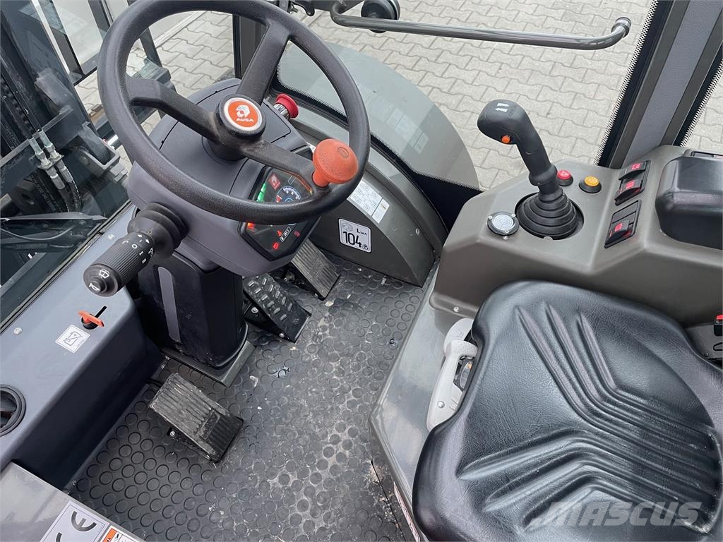 Ausa C351HX4 Φορτηγά ανώμαλου εδάφους