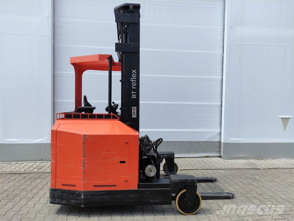 BT FRE270 (Vulkollan NEU) شاحنة المناولة رباعية الاتجاهات