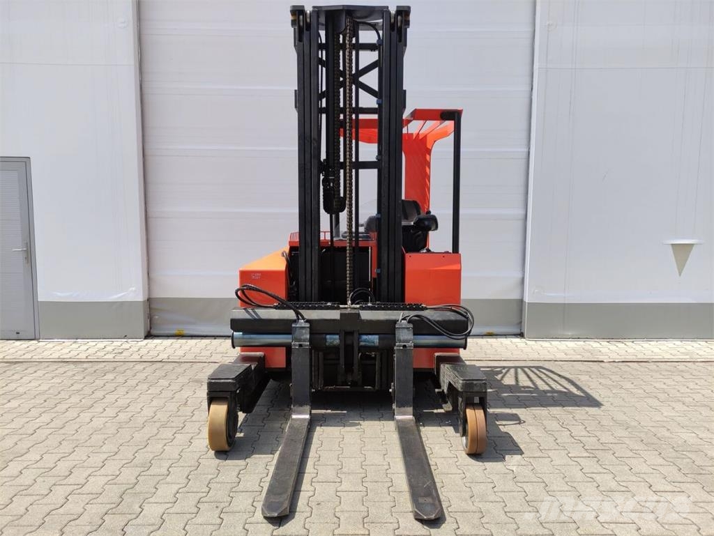 BT FRE270 (Vulkollan NEU) شاحنة المناولة رباعية الاتجاهات