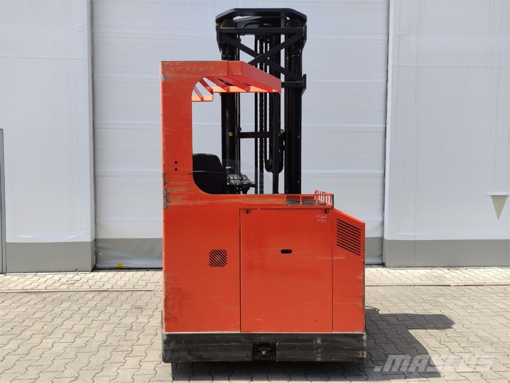 BT FRE270 (Vulkollan NEU) شاحنة المناولة رباعية الاتجاهات