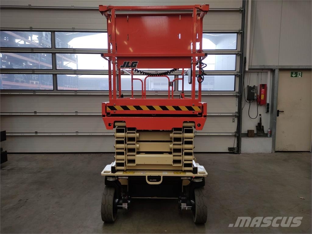 JLG 3246ES 剪叉式升降机