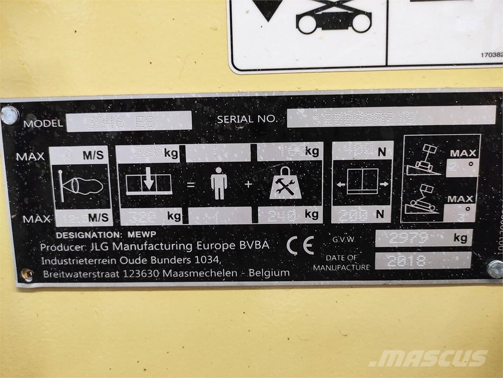 JLG 3246ES 剪叉式升降机
