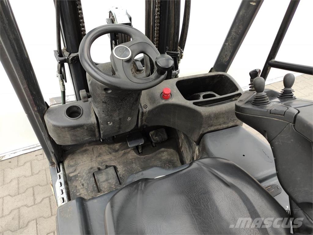Linde E14-02-386-EVO 电动叉车