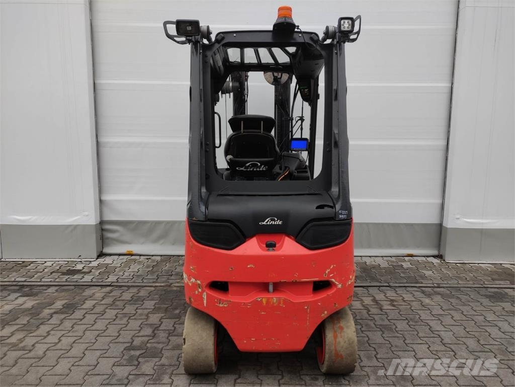 Linde E35HL-01-387 شاحنات ذات رافعات شوكية تعمل بالكهرباء
