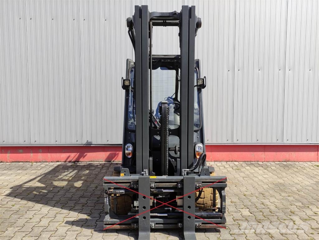 Linde E35L-01-387 电动叉车