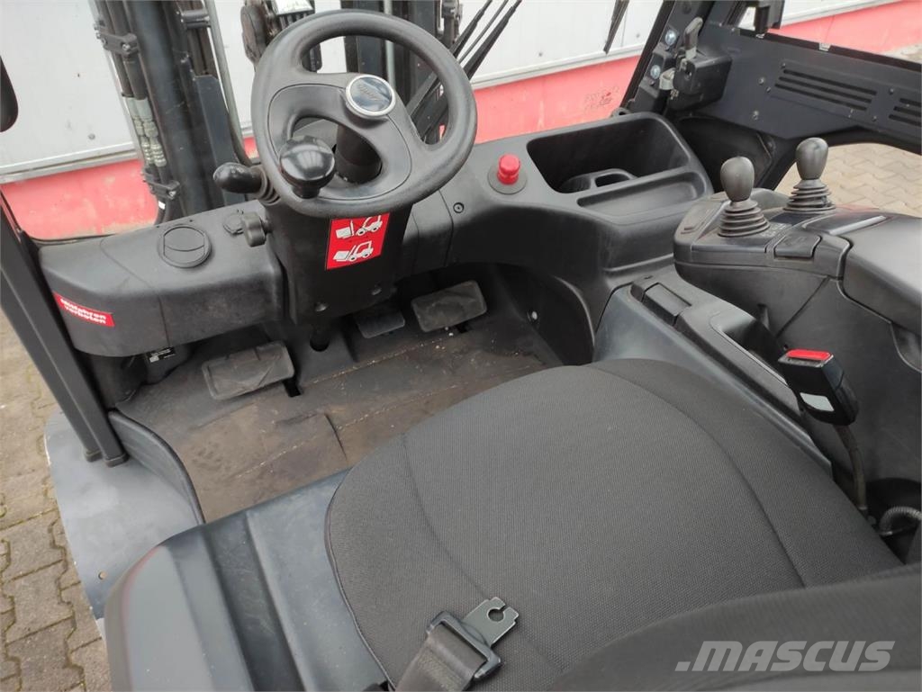 Linde E50HL-01-600 电动叉车