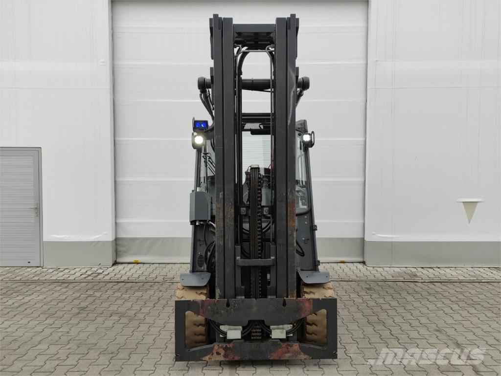 Linde E50HL-01/600-388 شاحنات ذات رافعات شوكية تعمل بالكهرباء