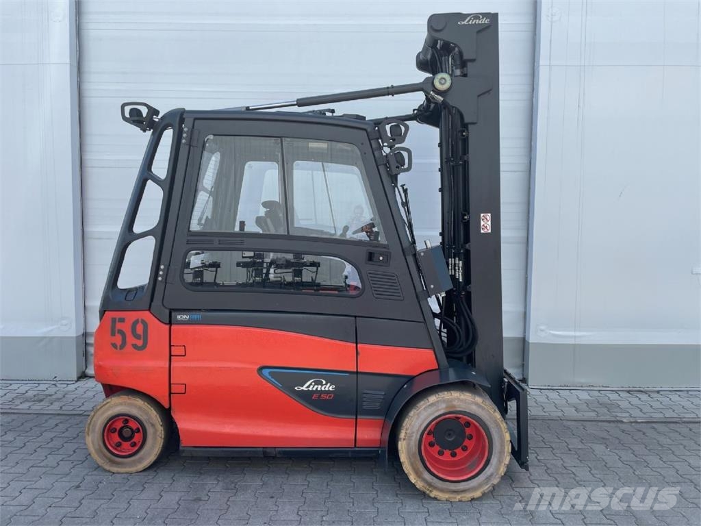 Linde E50HL-01/600-388 شاحنات ذات رافعات شوكية تعمل بالكهرباء