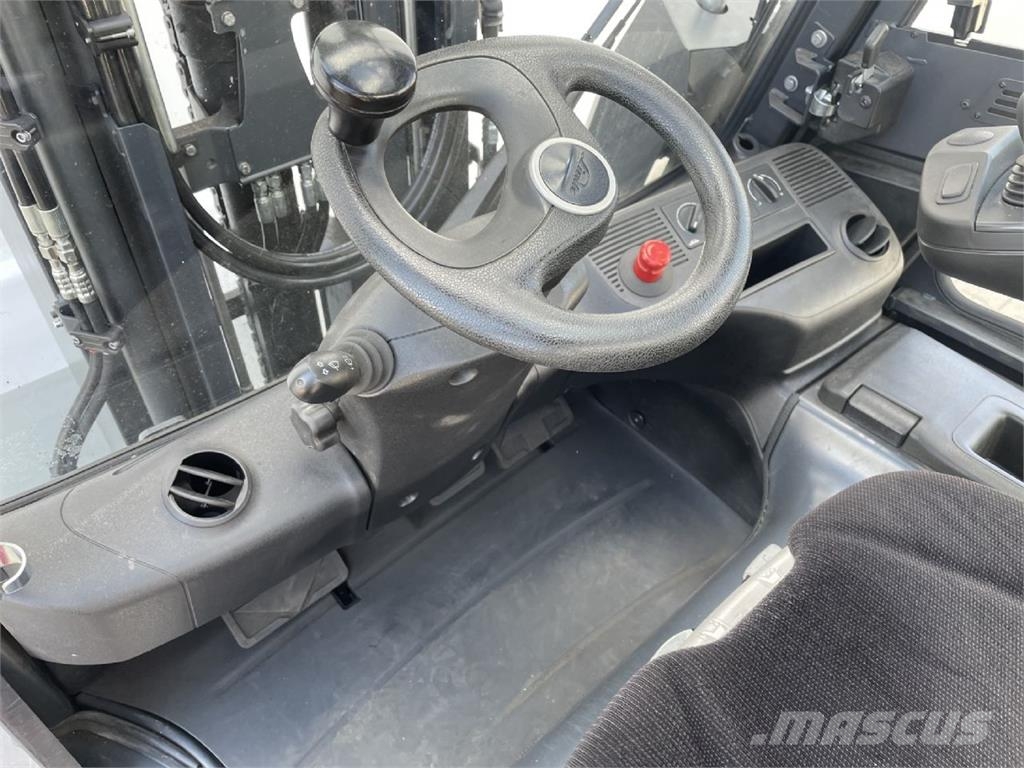 Linde E50HL-01/600-388 شاحنات ذات رافعات شوكية تعمل بالكهرباء