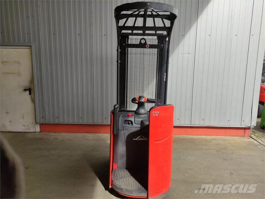 Linde L12 SP Pedestrian stacker