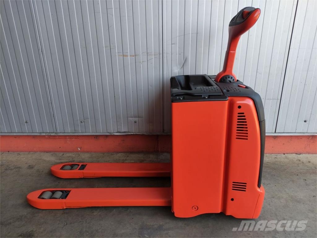 Linde T30 低架升降機