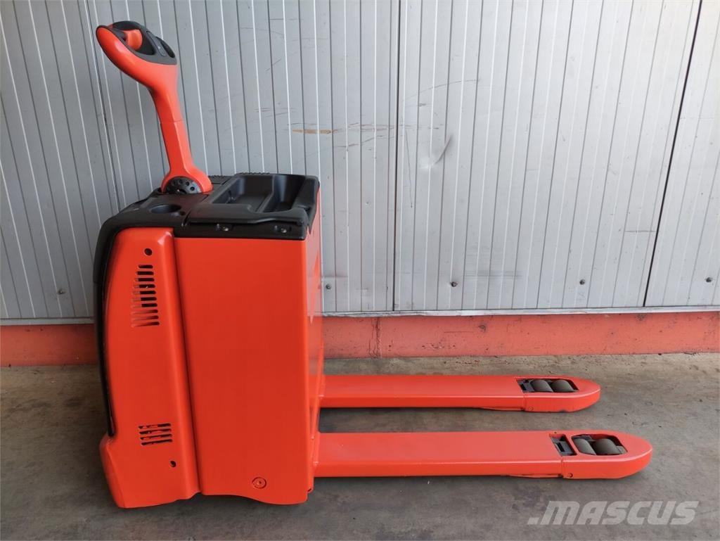 Linde T30 低架升降機