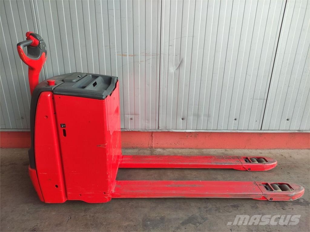 Linde T30-1153 Elektriskie palešu ratiņi