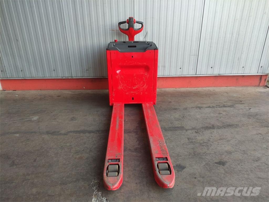 Linde T30-1153 Elektriskie palešu ratiņi